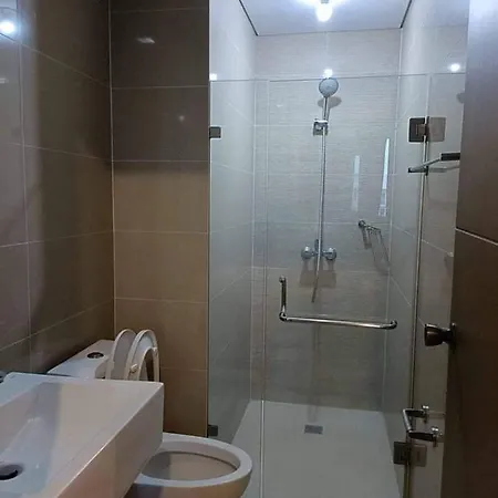 Palm Tree Villas 2 Newport City Pasay