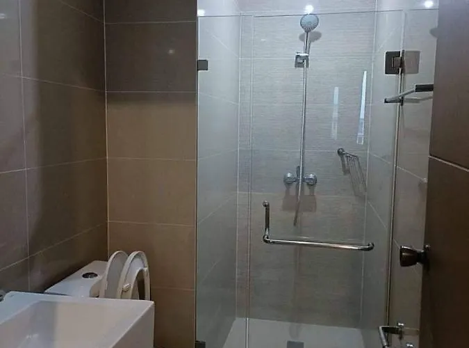 Palm Tree Villas 2 Newport Pasay 公寓式飯店